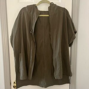 Light weight short sleeve jacket